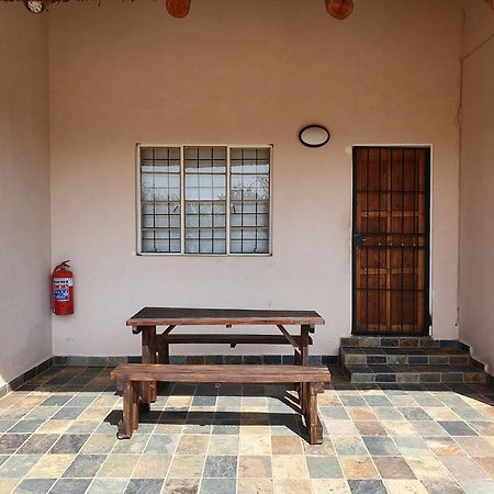 Lagai Roi Guesthouse Boshoek Exteriér fotografie