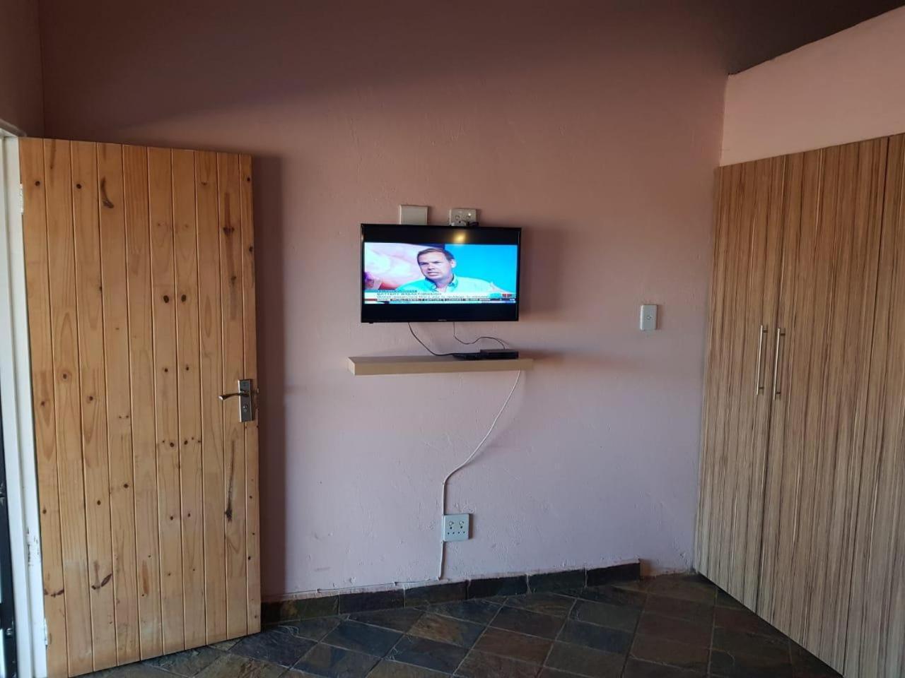 Lagai Roi Guesthouse Boshoek Pokoj fotografie